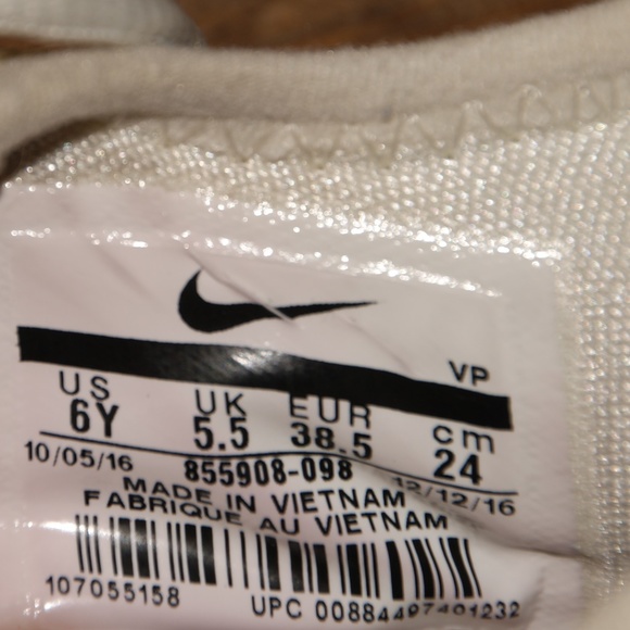 NIKE Zoom KD 9 White/Gray Sneakers Shoes sz 6Y - Picture 7 of 8